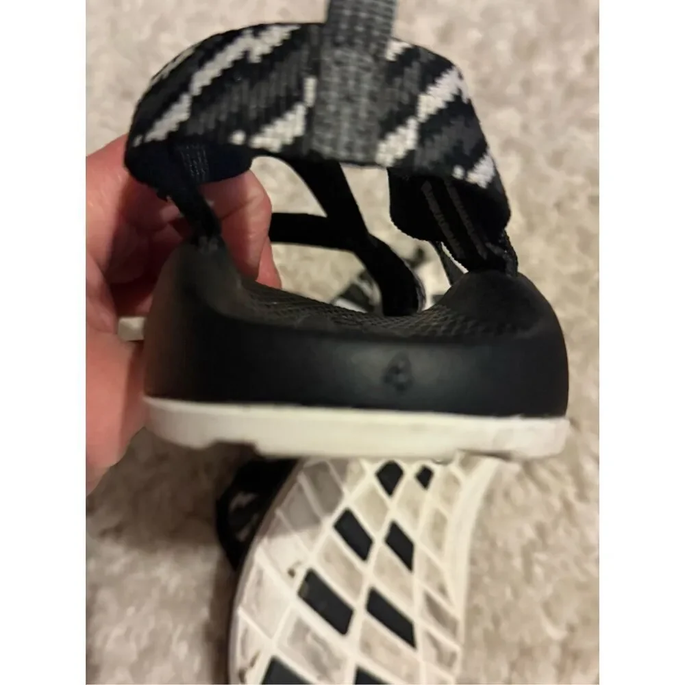 ✅Chaco unisex Z/1 EcoTread Sandal black and white